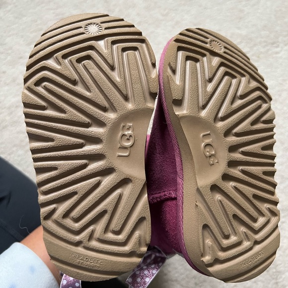 -SOLD- UGG BAILEY BOW II POLKA DOTS TODDLER BOOTS - Picture 3 of 7